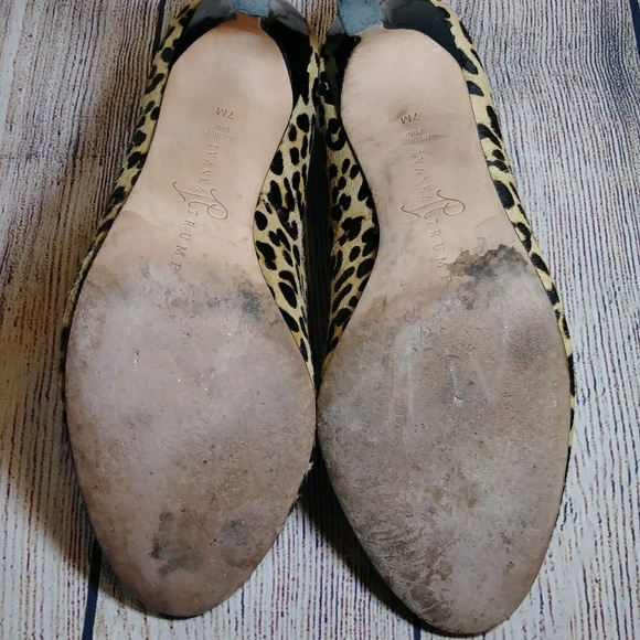 SOLD!❤Ivanka Trump leopard pumps heels size 7 - Picture 6 of 8